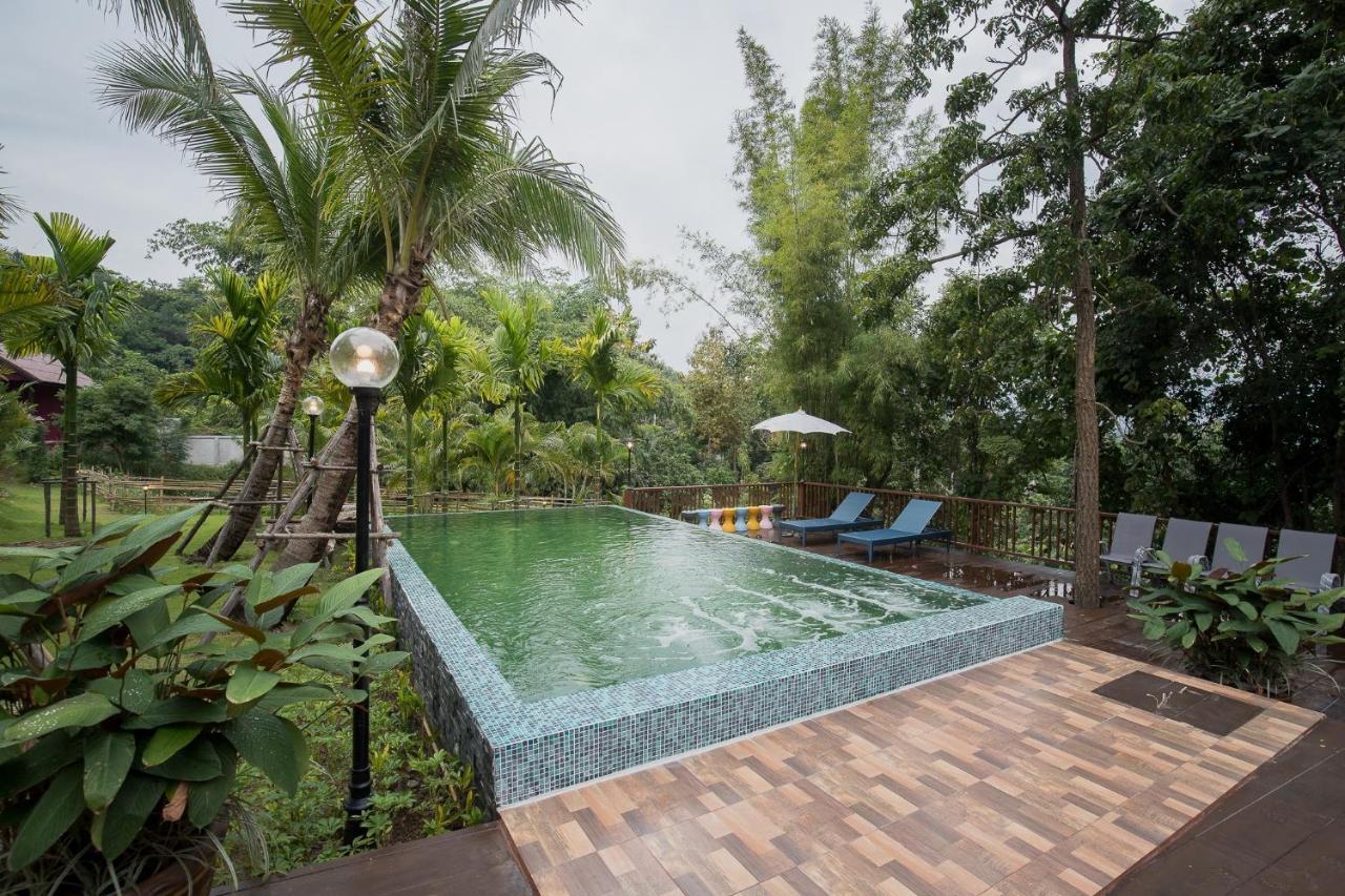 Thanburi Resort Chom Thong Extérieur photo