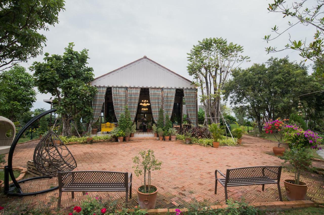 Thanburi Resort Chom Thong Extérieur photo